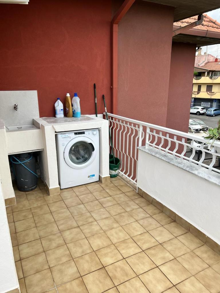 Relaxing Apartments Giardini Naxos Exterior photo